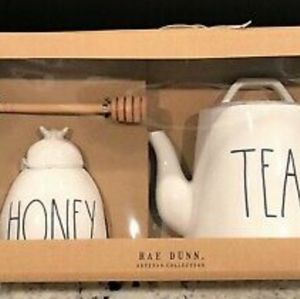 Rae Dunn gift set